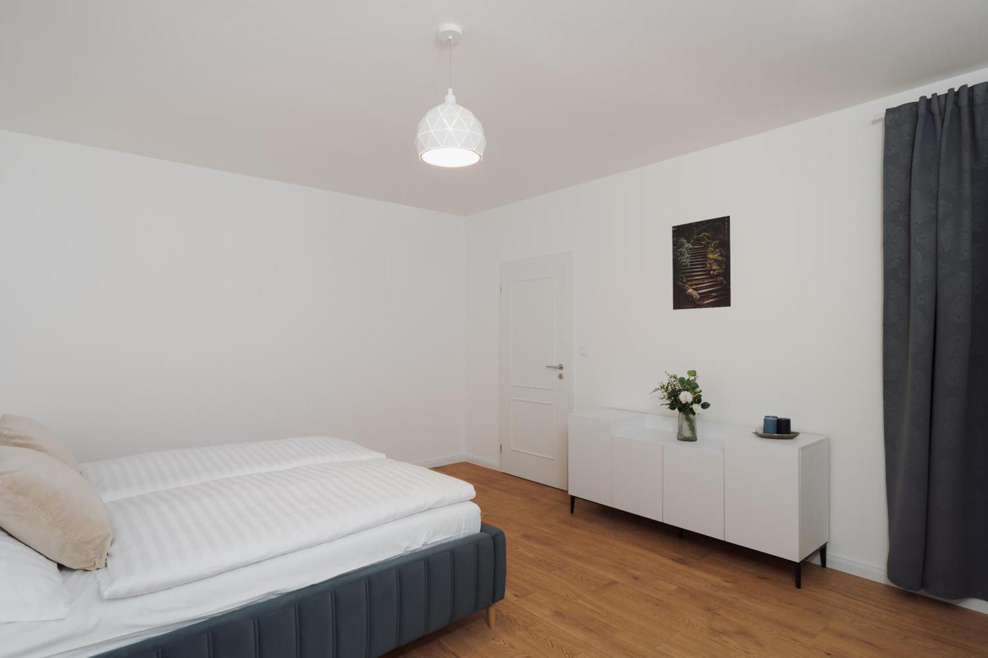Azure - Cozy Center With Balcony * Praag